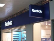 02.09.2011 - Оформление магазина Reebok