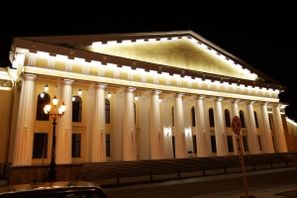01.12.2015 - Подсветка фасада Горного Университета